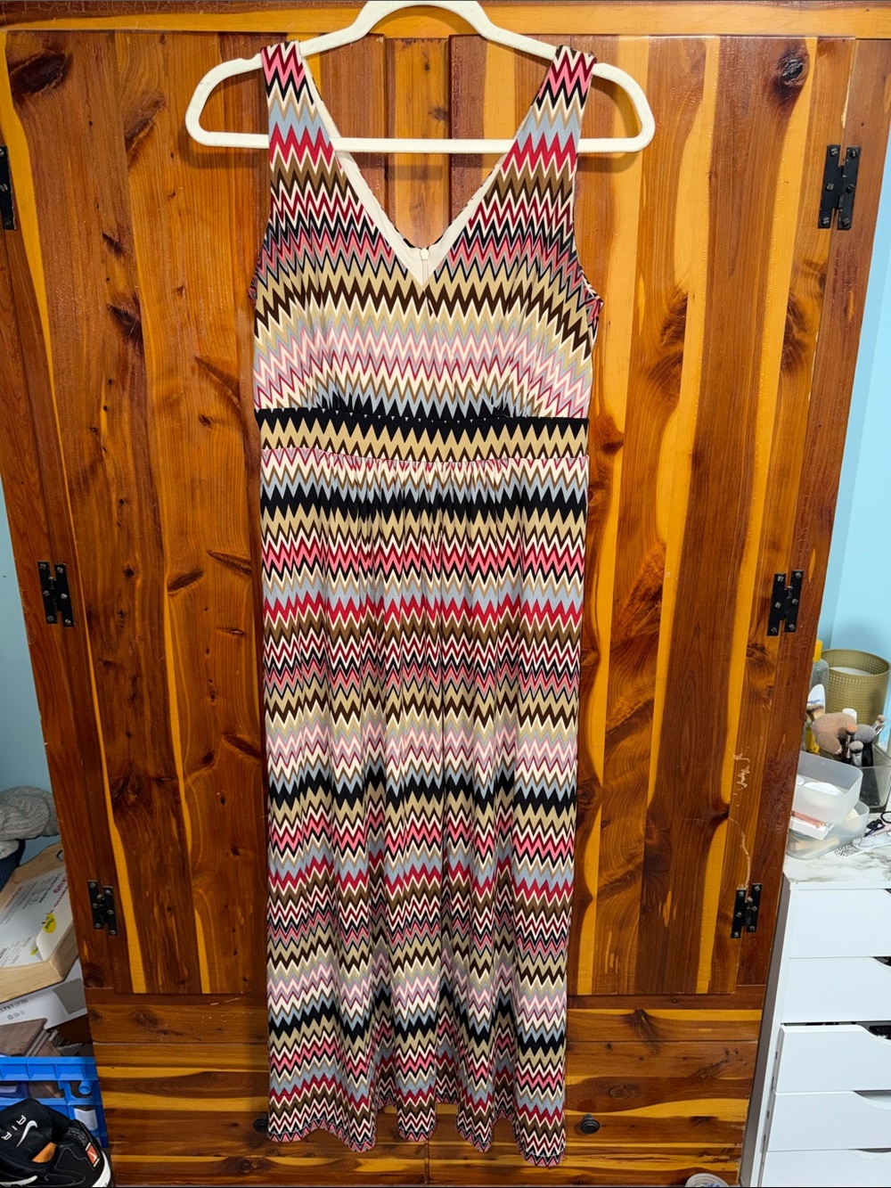 new directions Chevron V-Neck Maxi Dress in Pink, Black & Cream